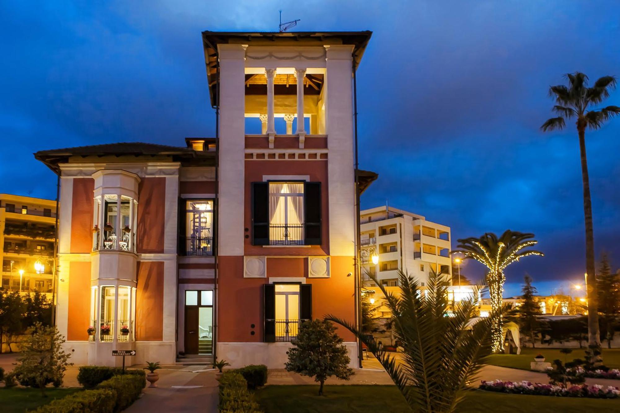 Villa Pallotta Luxury B&B Cerignola Exterior photo