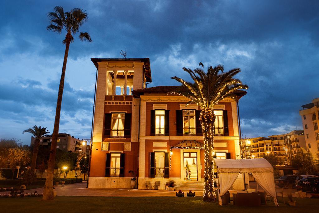 Villa Pallotta Luxury B&B Cerignola Exterior photo