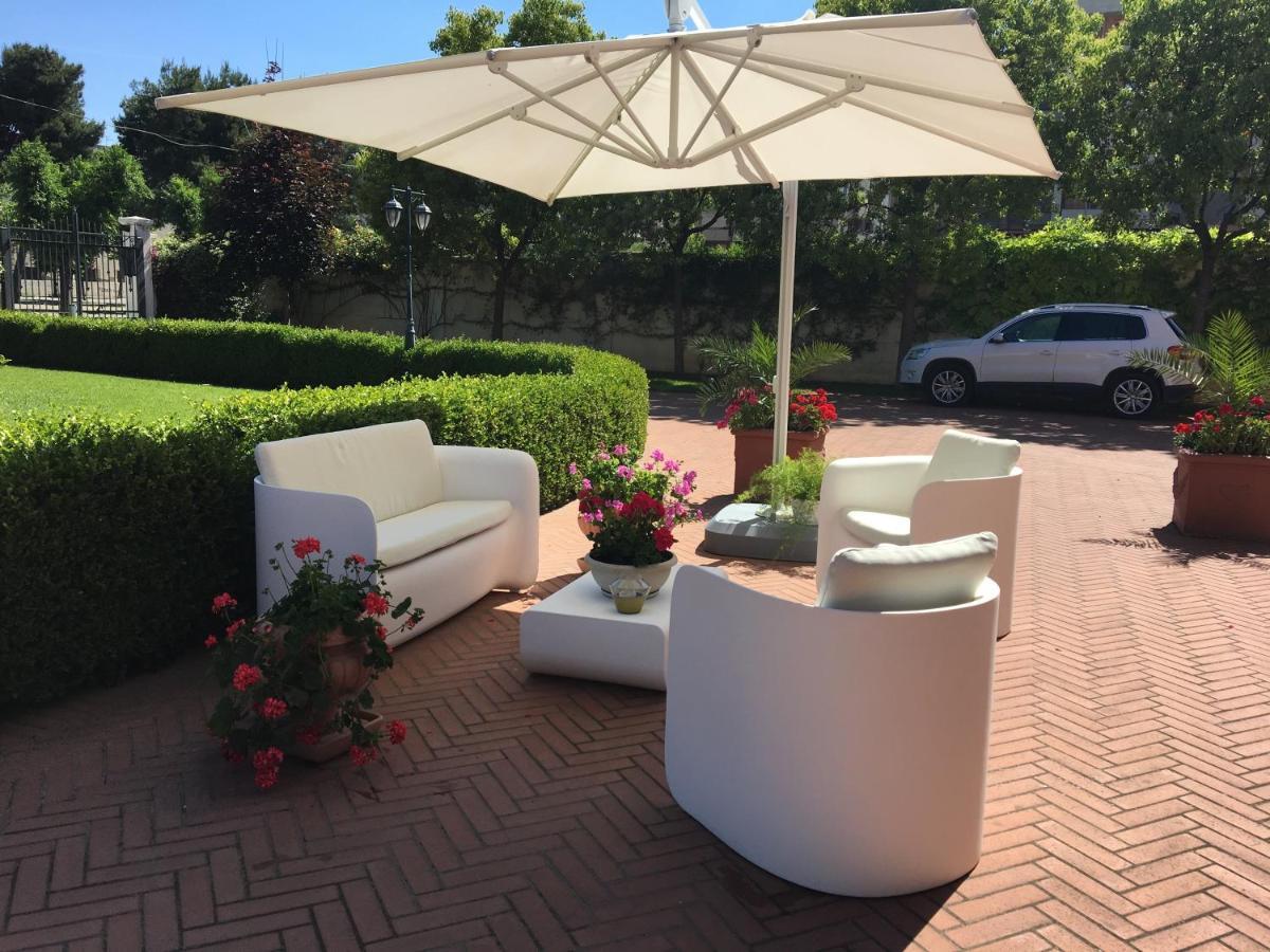 Villa Pallotta Luxury B&B Cerignola Exterior photo